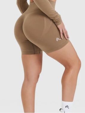 ONER ACTIVE Effortless Shorts - Walnut Brown